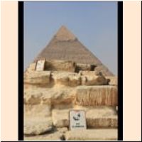 2018-12_080 Pyramid of Khafre.JPG